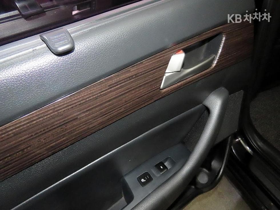 Hyundai Sonata New Rise2.0 Modern - 15