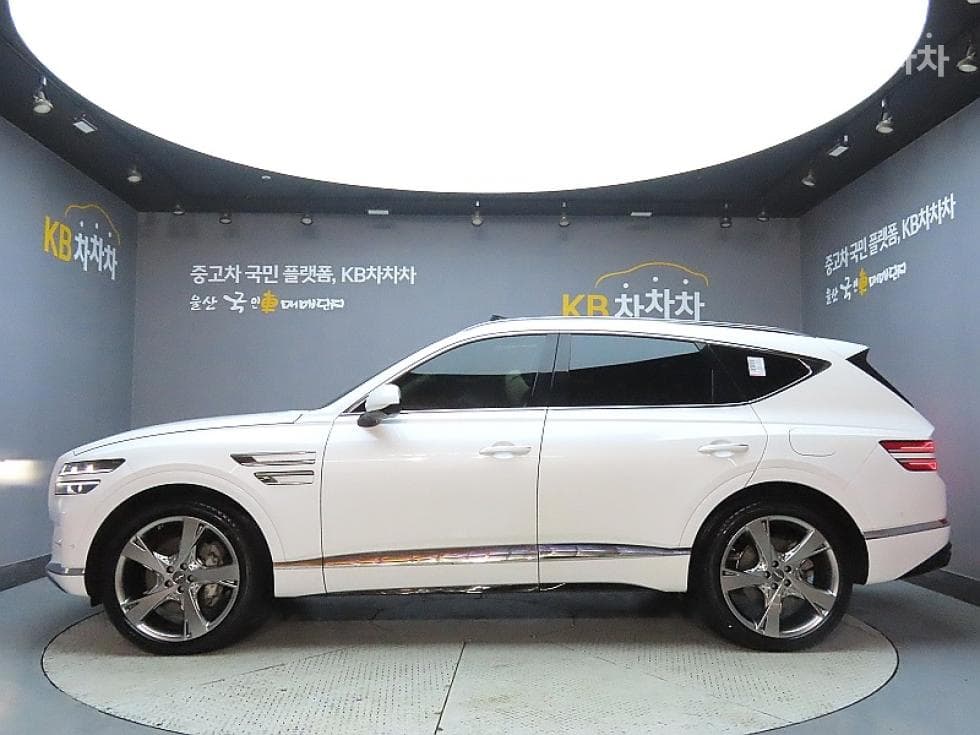 Genesis GV802.5 Turbo Gasoline 2WD - 5