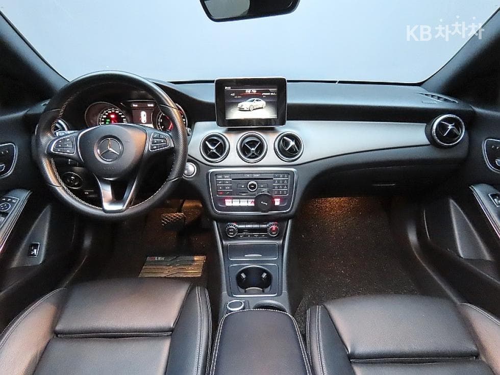 Mercedes-Benz CLA클래스CLA250 4Matic C117 - 6