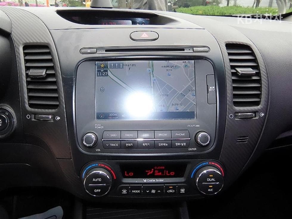 Kia K3Trendy - 13