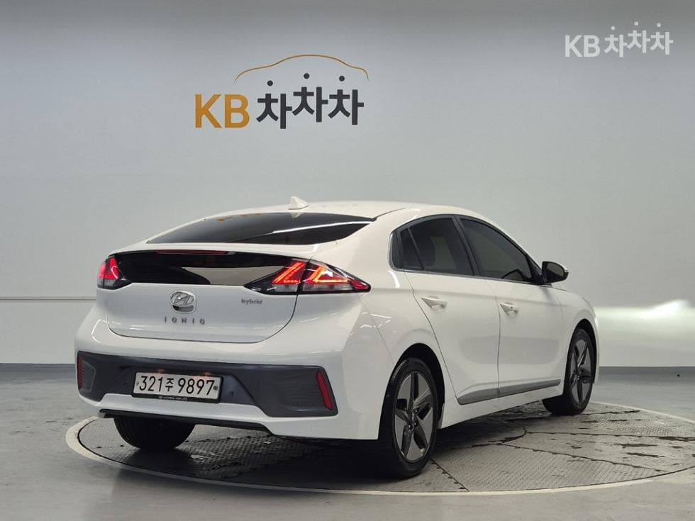 Hyundai The New (facelift) IONIQ (Original Model)Q - 3