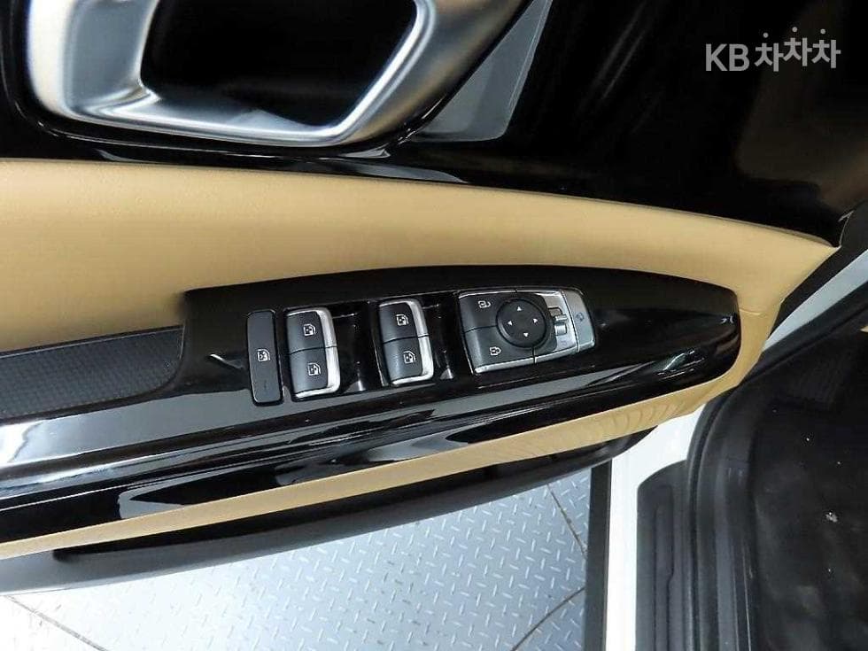 Kia Carnival 4th generationD2.2 7-seater (Limousine) 아웃도어 - 11