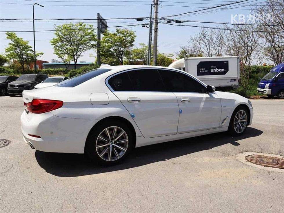 BMW 올New5 Series (G30)520i Luxury - 3