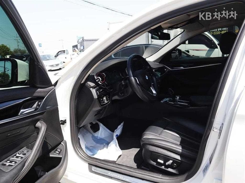BMW 올New5 Series (G30)520i Luxury - 6