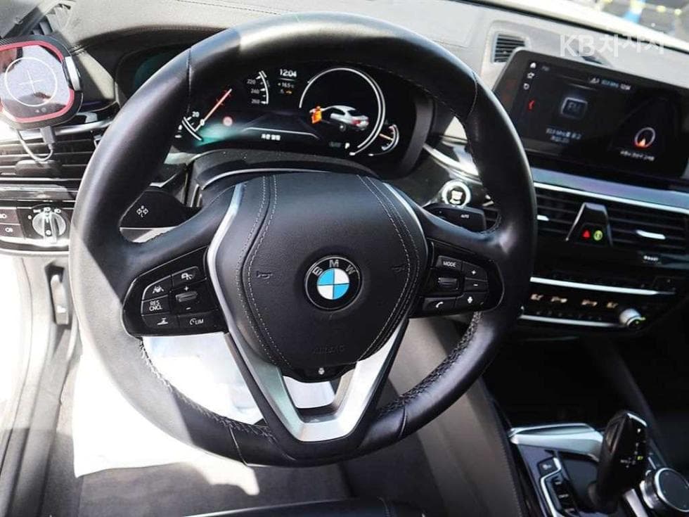 BMW 올New5 Series (G30)520i Luxury - 8