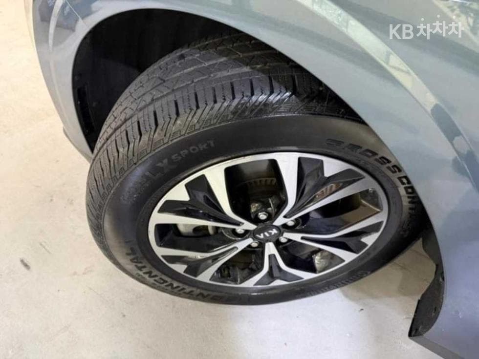 Kia Carnival 4th generationD2.2 9-seater Noblesse - 20