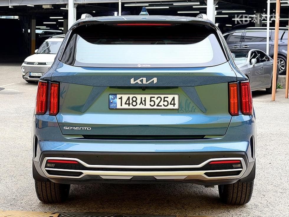 Киа Sorento 4-то поколение2.5 T-GDI 2WD Signature - 3