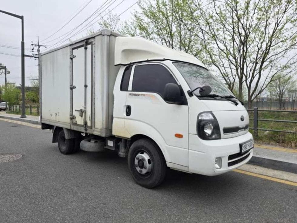 Kia Bongo 3 (light truck)1.2Ton Extra Long King Cab CRDi GLX - 3