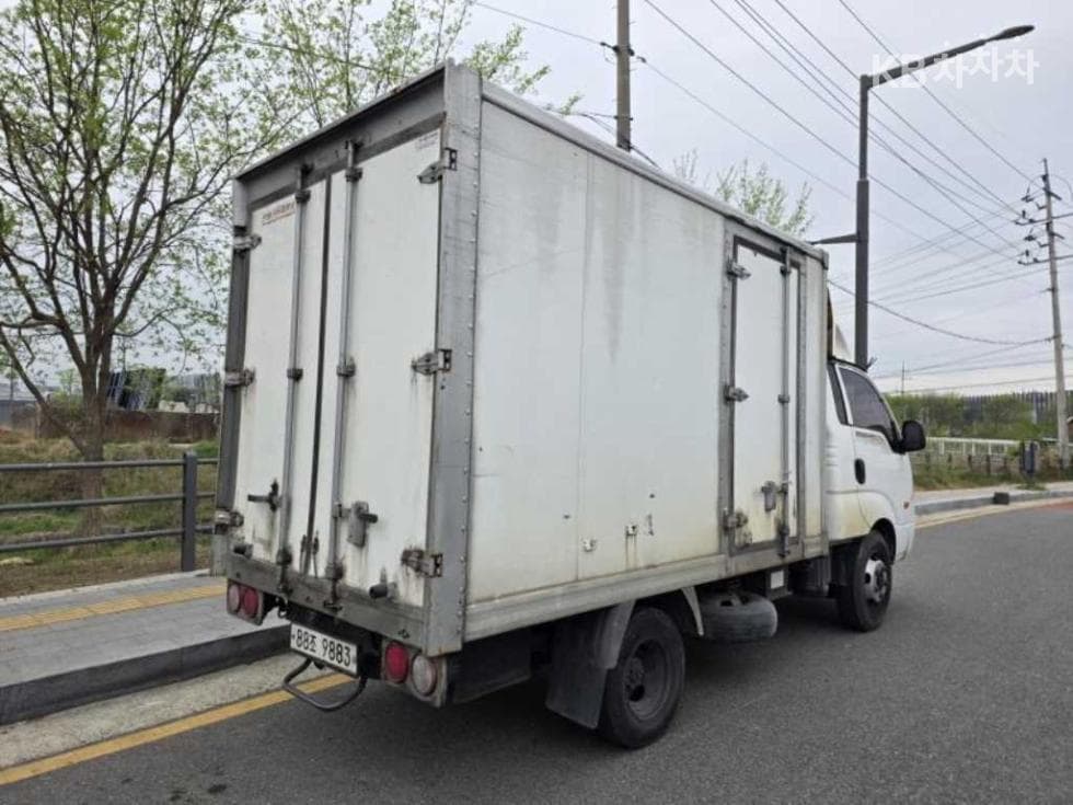 Kia Bongo 3 (light truck)1.2Ton Extra Long King Cab CRDi GLX - 6