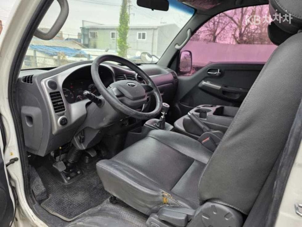 Kia Bongo 3 (light truck)1.2Ton Extra Long King Cab CRDi GLX - 7
