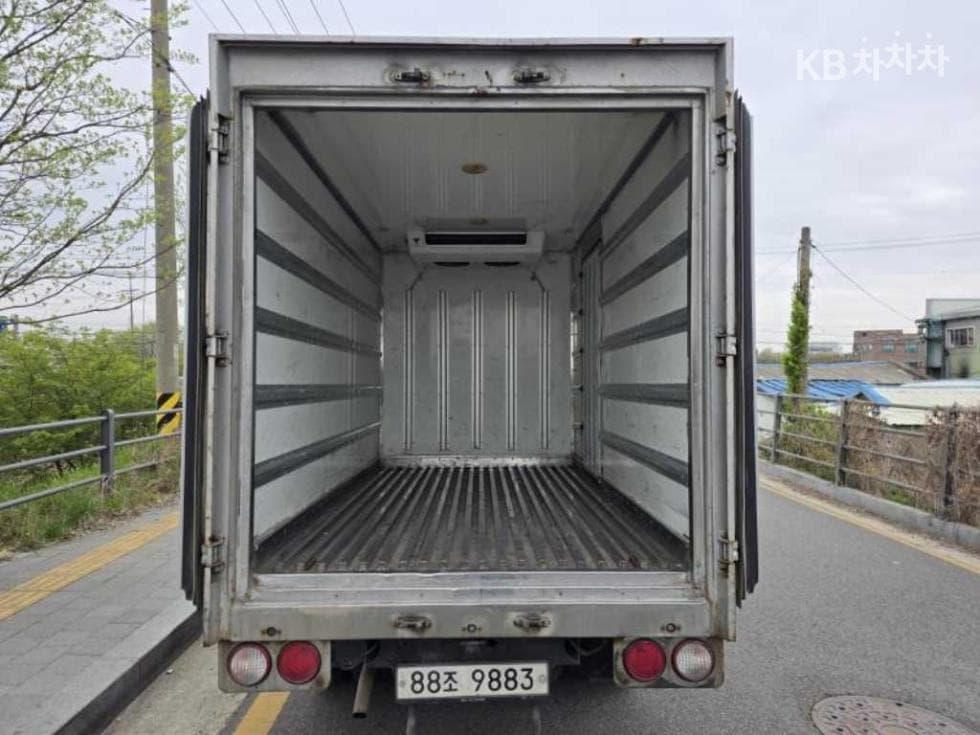 Kia Bongo 3 (light truck)1.2Ton Extra Long King Cab CRDi GLX - 15