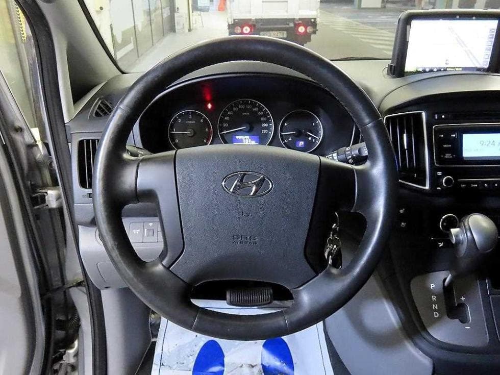Hyundai The New (facelift) 그랜드 Star렉스Van 5-seater Smart - 8