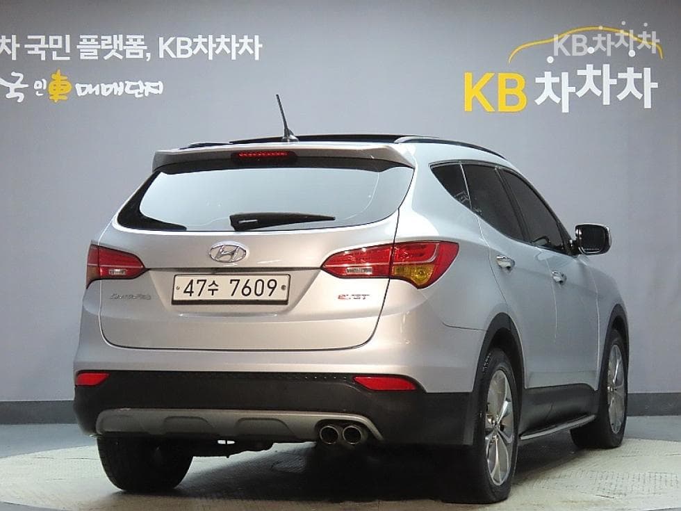 Hyundai Santa Fe DMHyundai R-engine 2.0 diesel 2WD PREMIUM Standard - 2