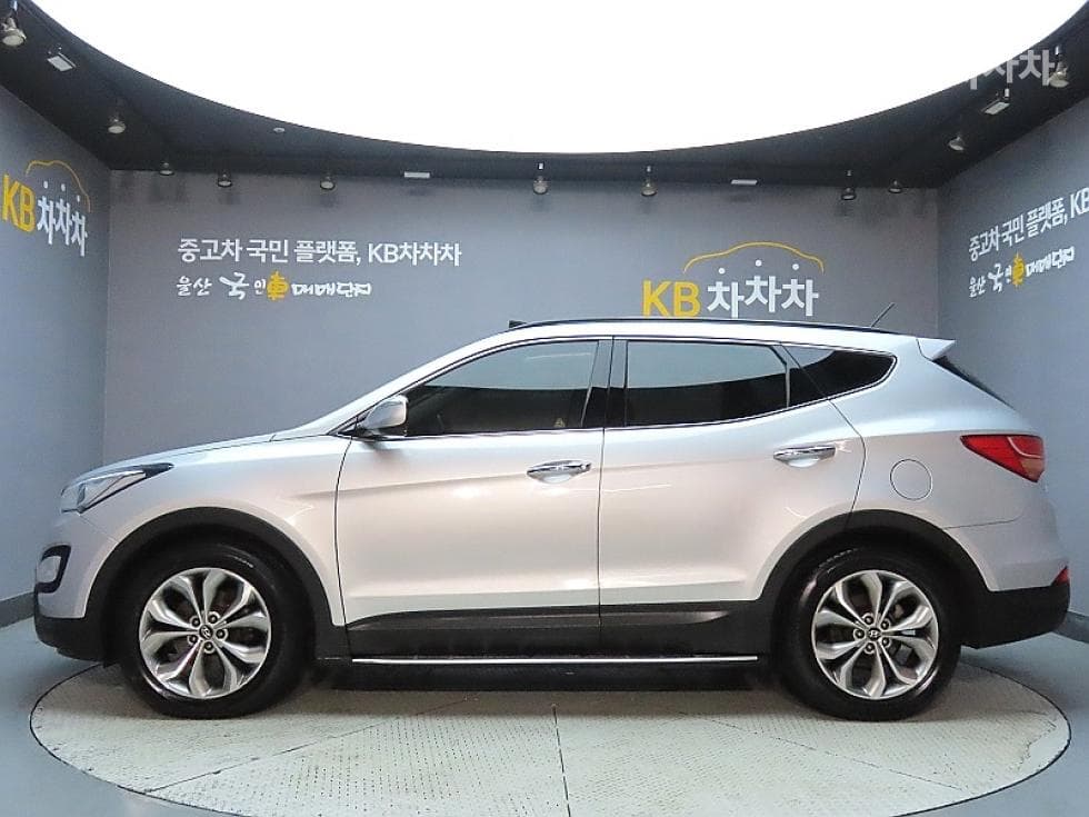 Hyundai Santa Fe DMHyundai R-engine 2.0 diesel 2WD PREMIUM Standard - 5