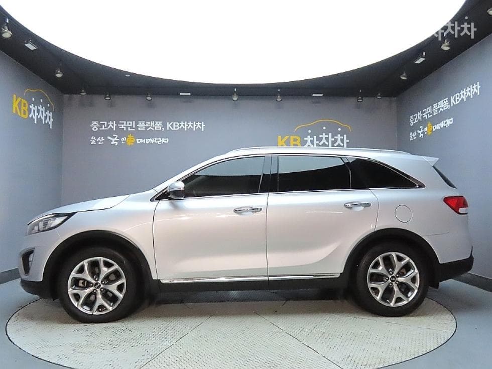 Kia The New (facelift) Sorento2.0 Diesel 2WD Noblesse - 5