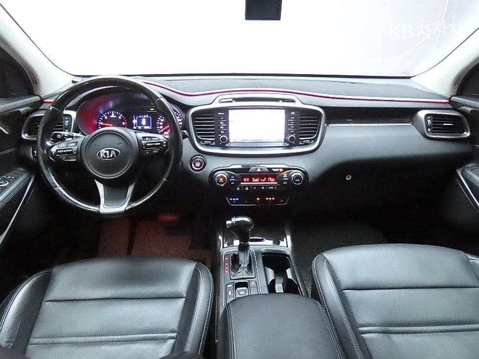 Kia The New (facelift) Sorento2.0 Diesel 2WD Noblesse - 6