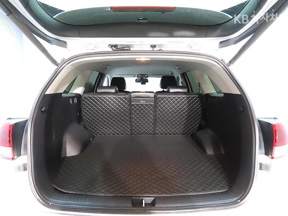Kia The New (facelift) Sorento2.0 Diesel 2WD Noblesse - 19