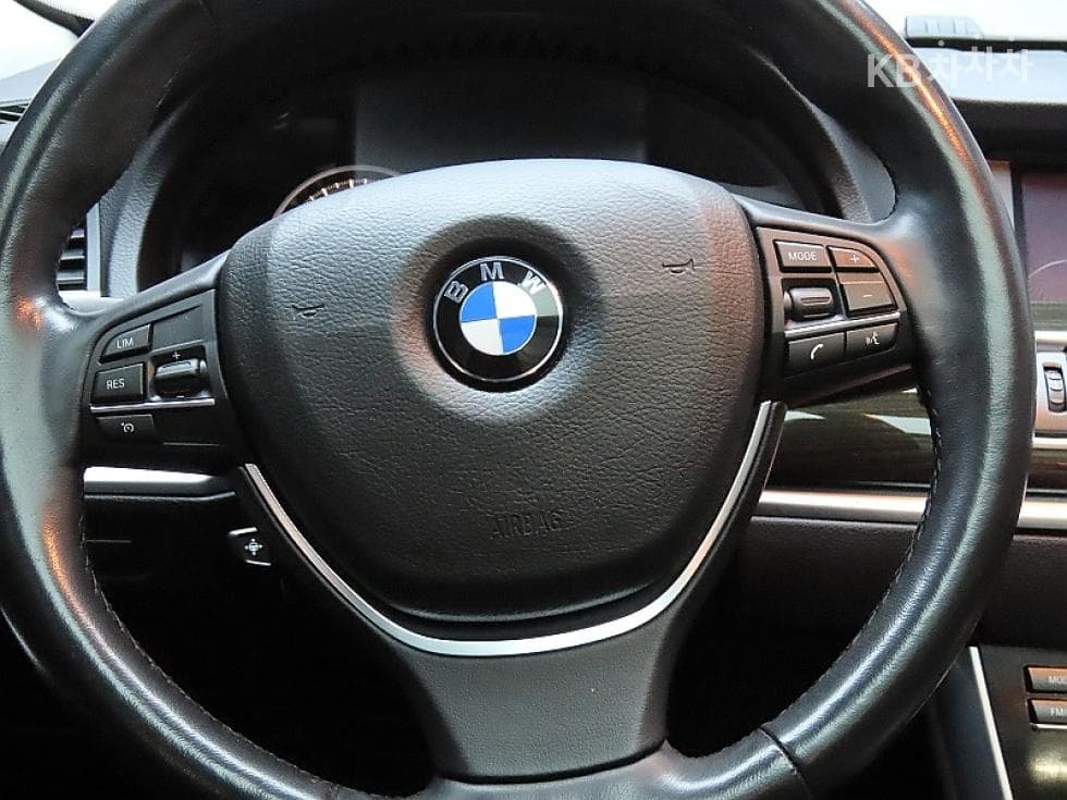 BMW Gran Turismo5 Series GT ED Edition Luxury F07 - 17