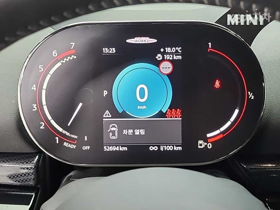 Мини 클럽맨 Второ поколение2.0 JCW Стандартен - 6