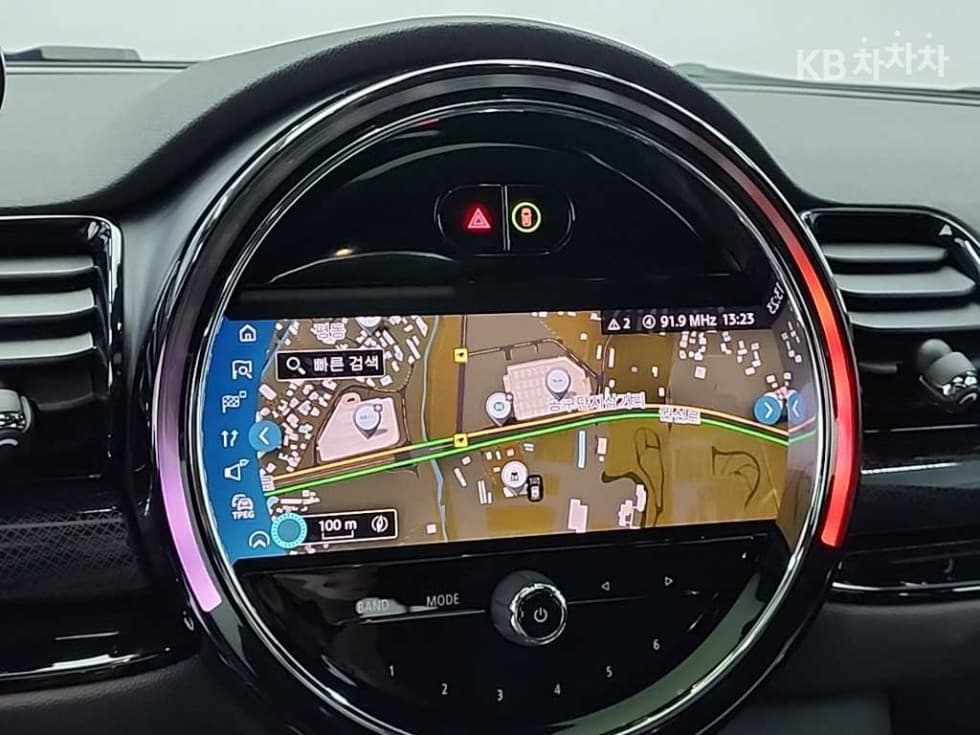 Мини 클럽맨 Второ поколение2.0 JCW Стандартен - 14