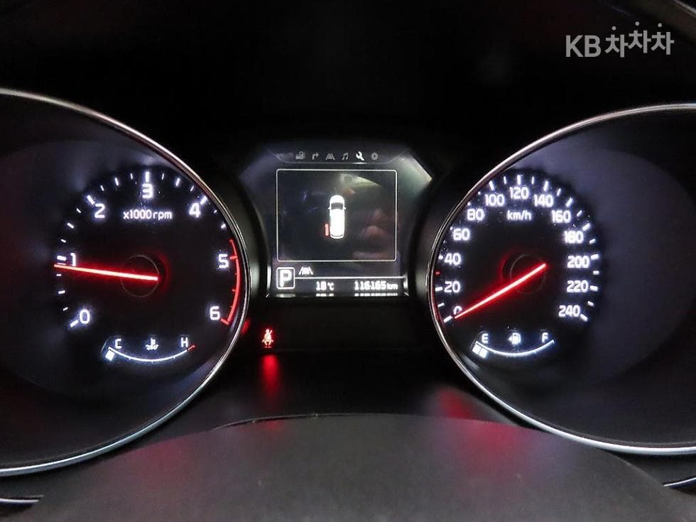 Kia All New Carnival9-seater 2.2 Diesel Noblesse - 6