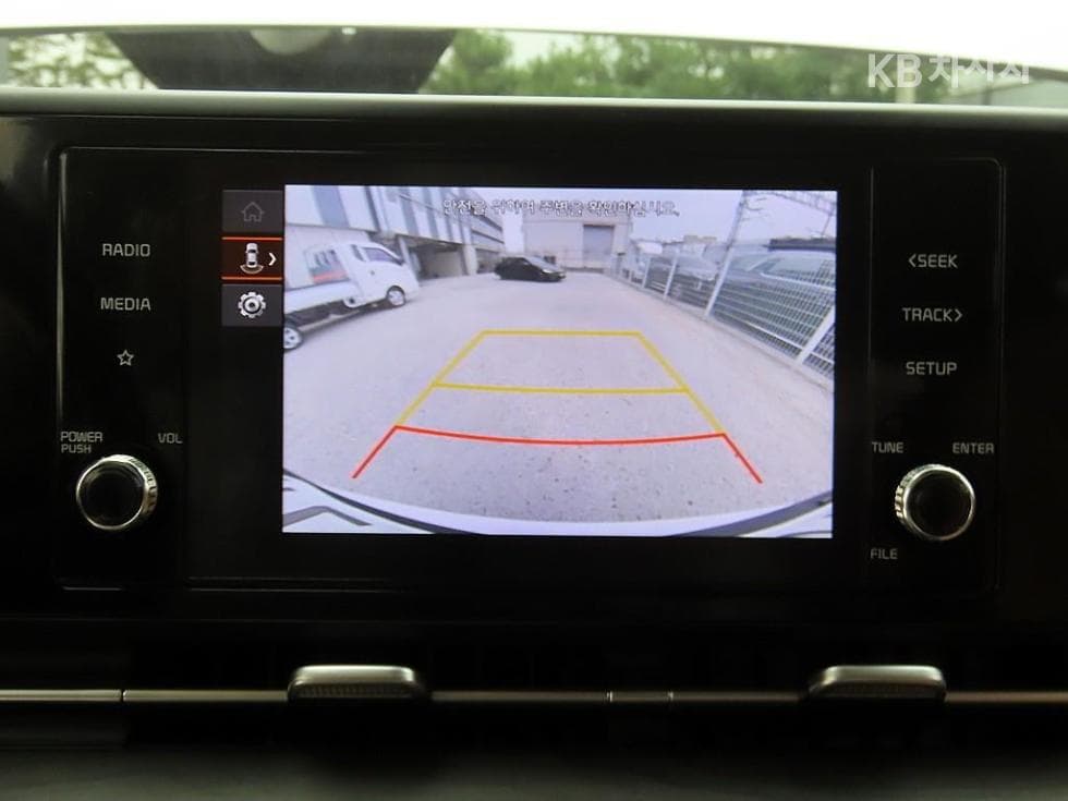 Kia Carnival 4th generationG3.5 GDI 11-seater Prestige - 15