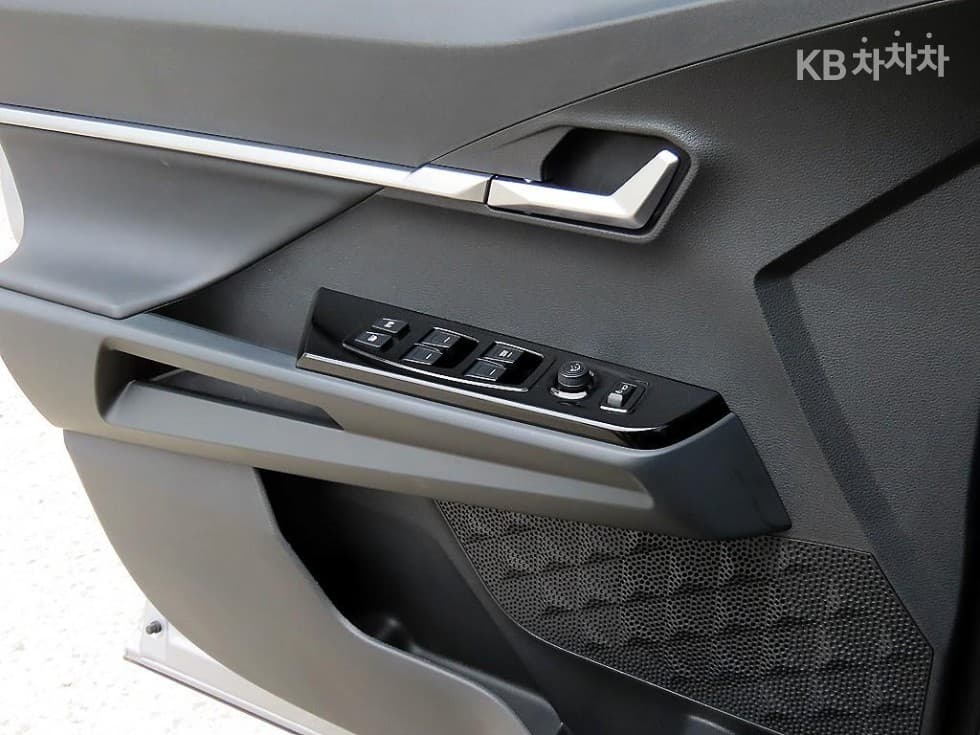 KG Mobility 토레스(J100)1.5 GDI Turbo T5 - 22