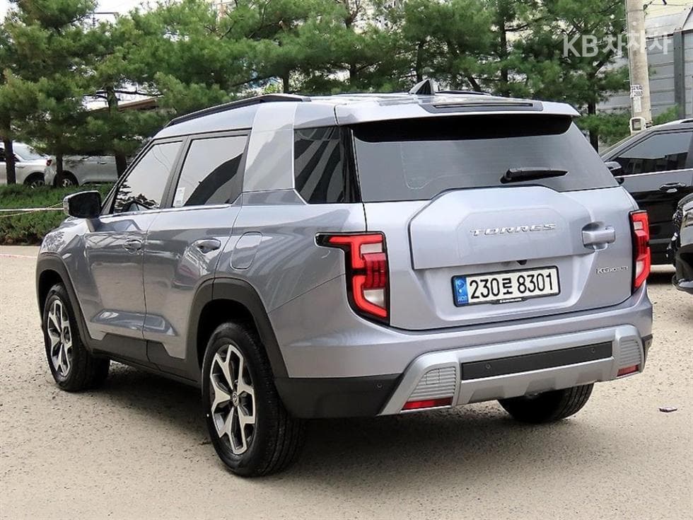 KG Mobility 토레스(J100)1.5 GDI Turbo T5 - 3
