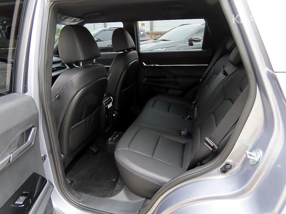 KG Mobility 토레스(J100)1.5 GDI Turbo T5 - 18