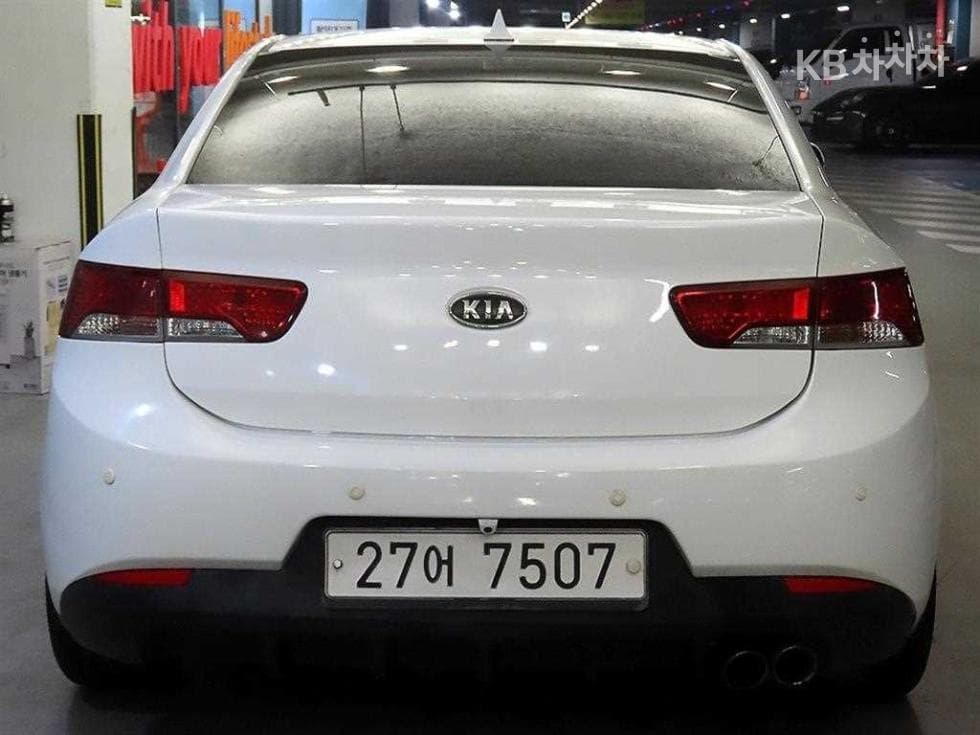 Kia Forte 쿱1.6 KOUP High-end Type 레드Premium - 5