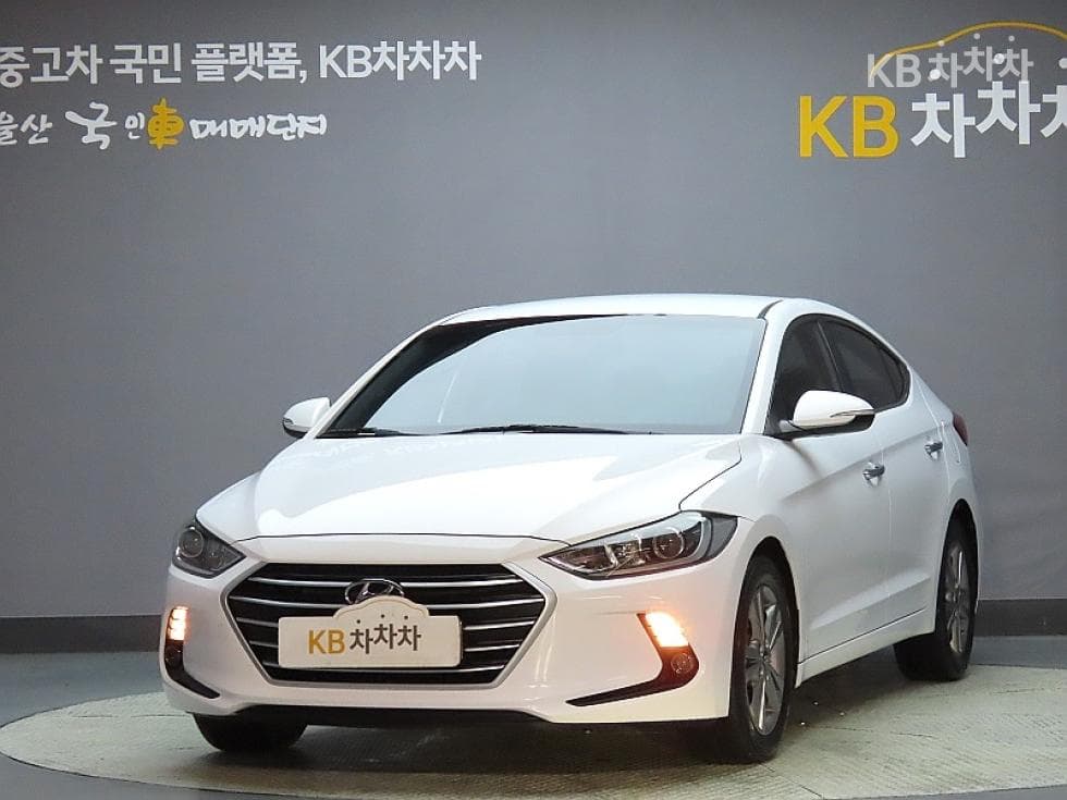 Hyundai Avante (Elantra)AD 1.6 GDi Modern - Image 1