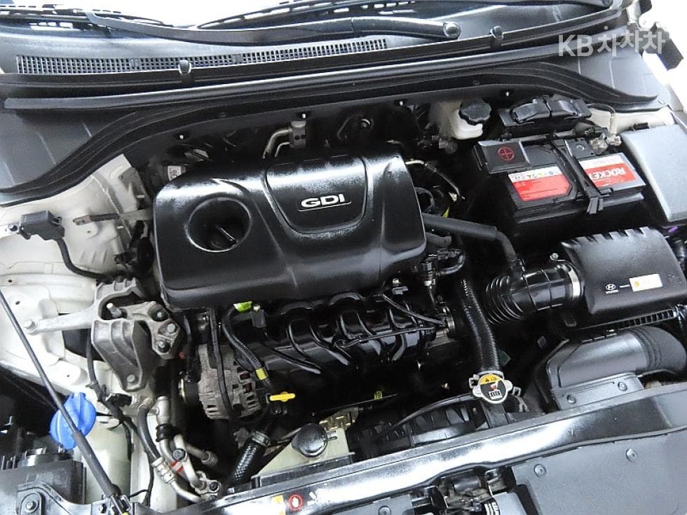 Hyundai Avante (Elantra)AD1.6 GDi Modern - 7