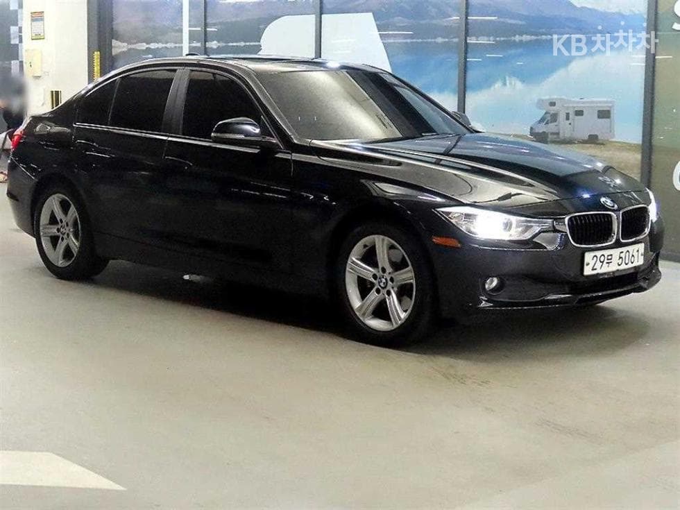 BMW New3 Series 320d F30(12~) - Image 1