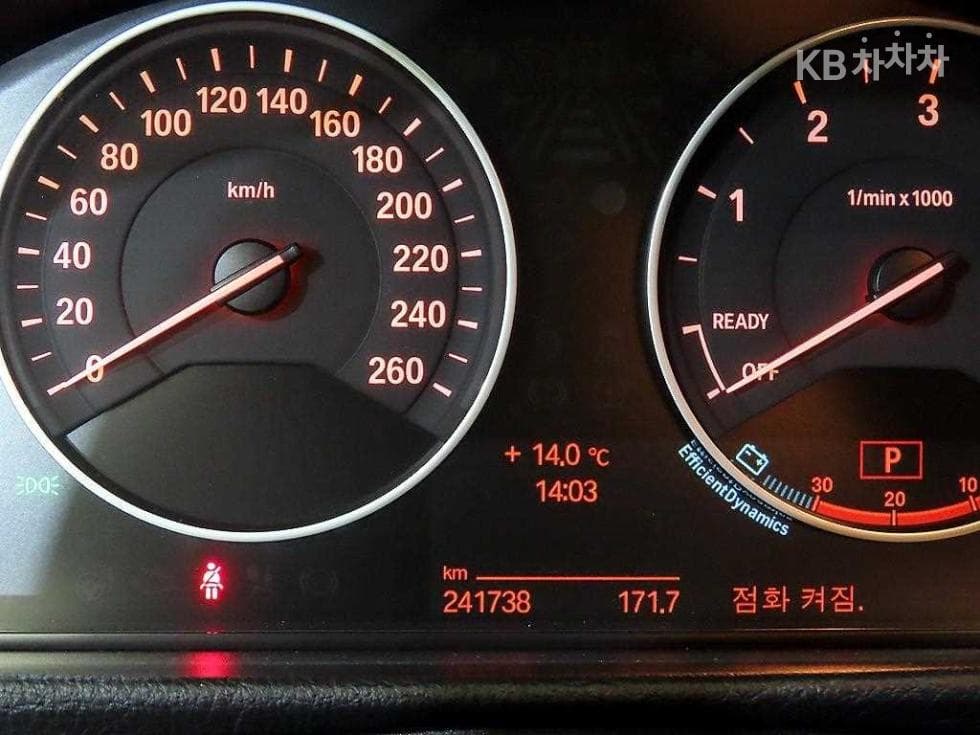 BMW New3 Series320d F30 - 9