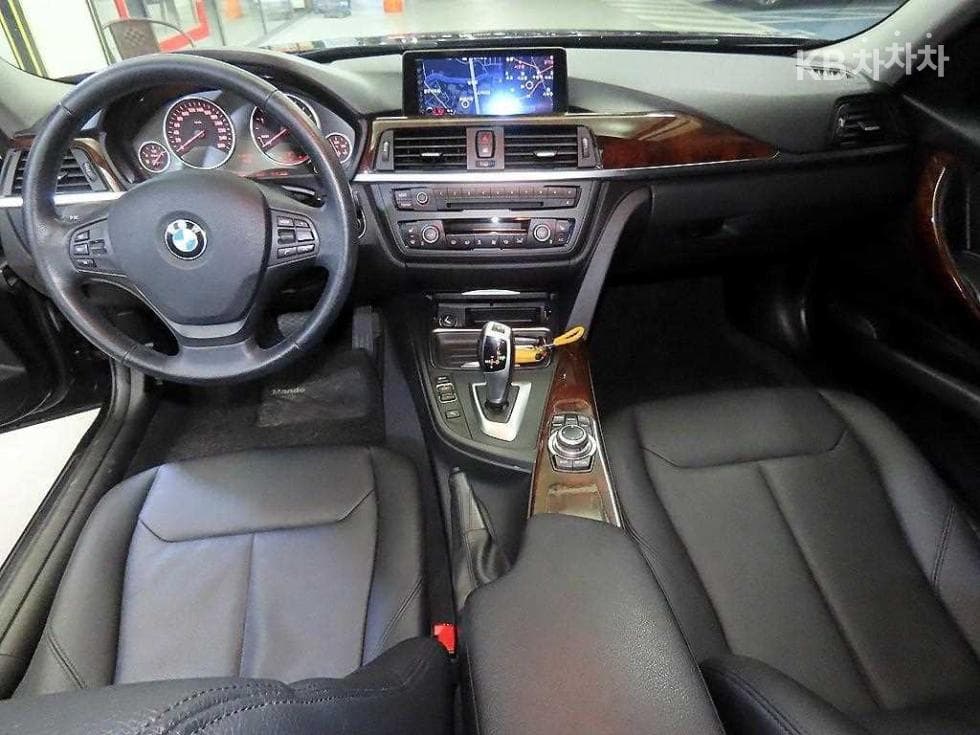 BMW New3 Series320d F30 - 10