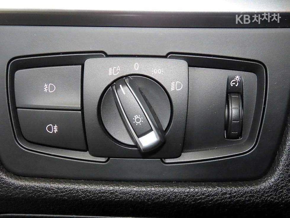 BMW New3 Series320d F30 - 14