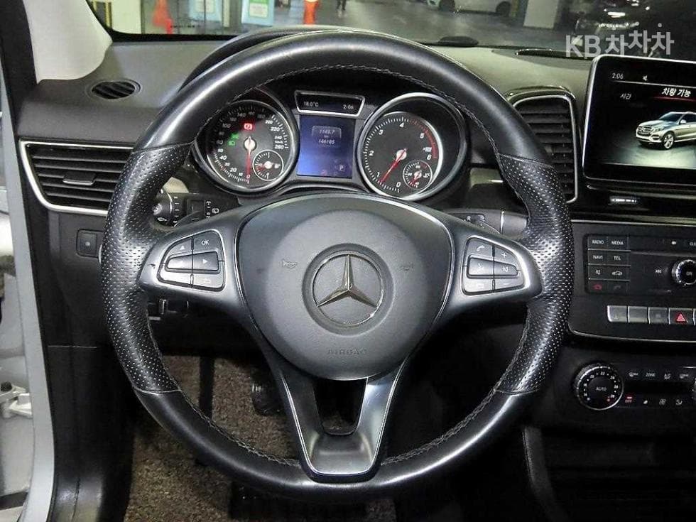 Mercedes-Benz GLE(W166)250 d 4Matic - 7