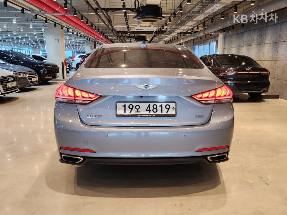 Хюндай ДженезисDHG330 Premium - 5