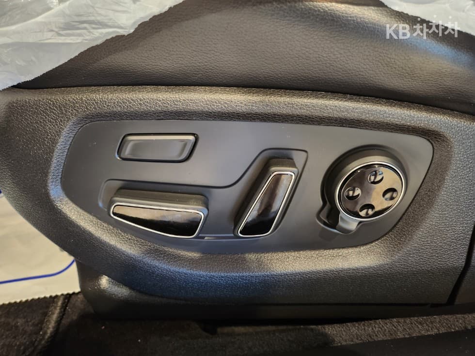Хюндай ДженезисDHG330 Premium - 20