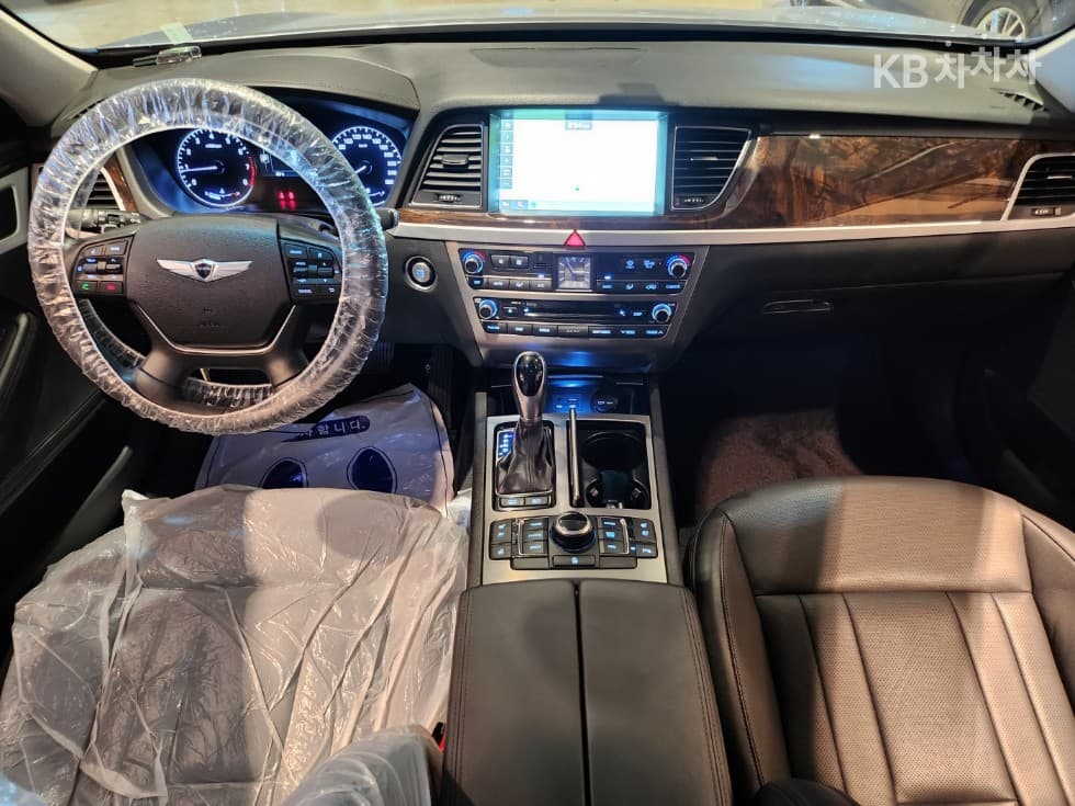 Хюндай ДженезисDHG330 Premium - 7