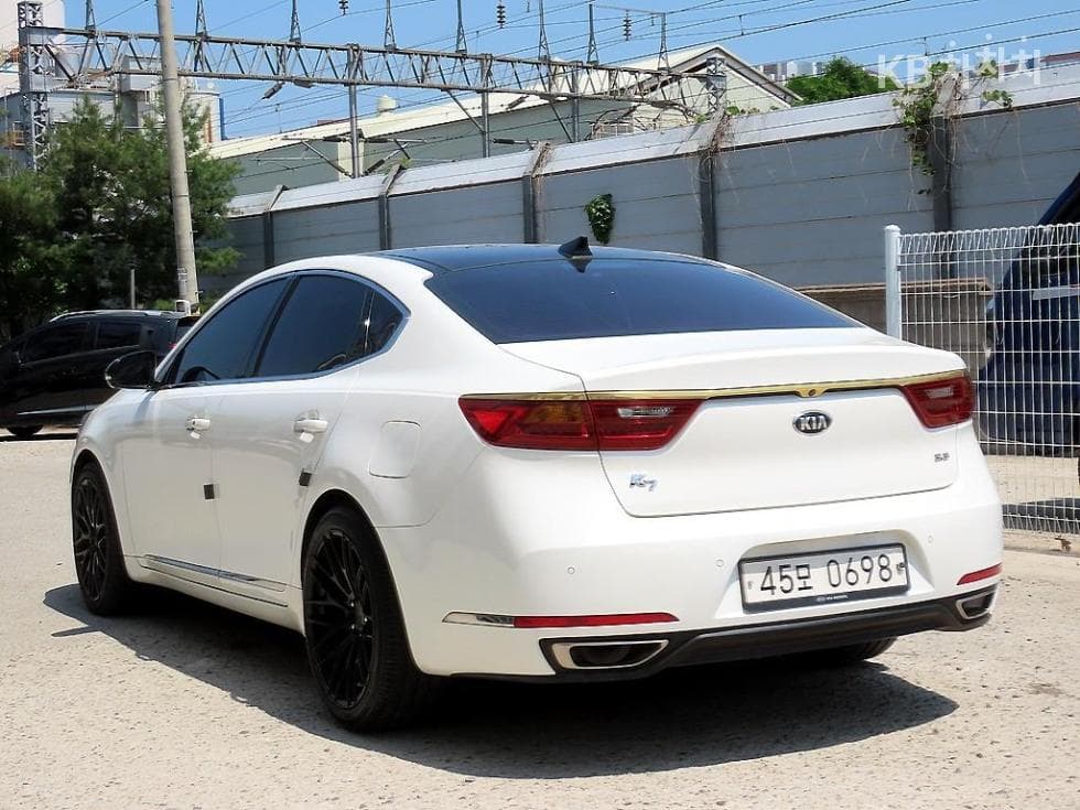 Kia All New K73.3 GDI Noblesse Special (special feature/edition) - 3