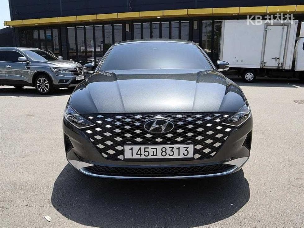 Hyundai The New (facelift) Grandeur (Azera) Hybrid2.4 Le Blanc