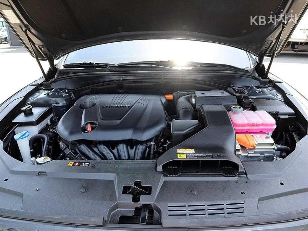 Hyundai The New (facelift) Grandeur (Azera) Hybrid2.4 Le Blanc - 19