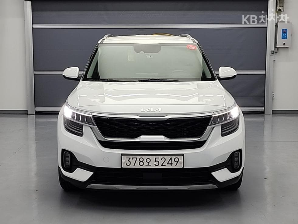 Kia Seltos1.6 Gasoline Turbo 2WD Trendy - 2