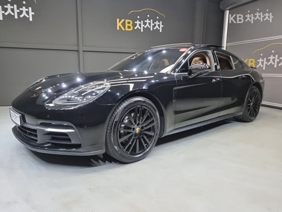 Porsche 파나메라 (971) 3.0 4 Стандартен - Image 1