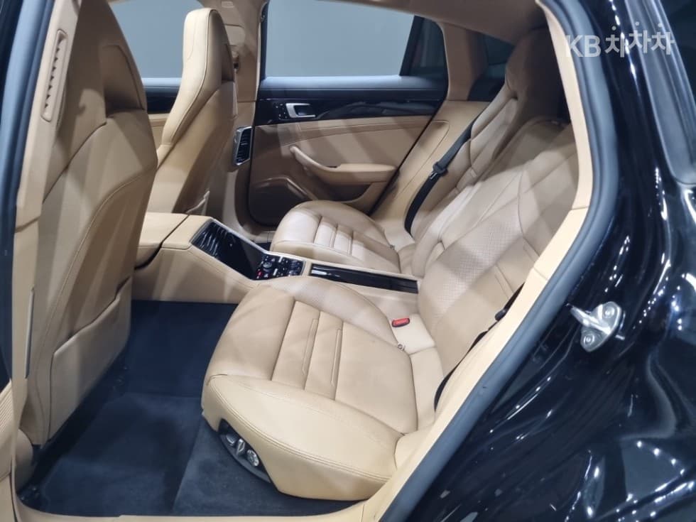 Porsche 파나메라 (971)3.0 4 Standard - 15
