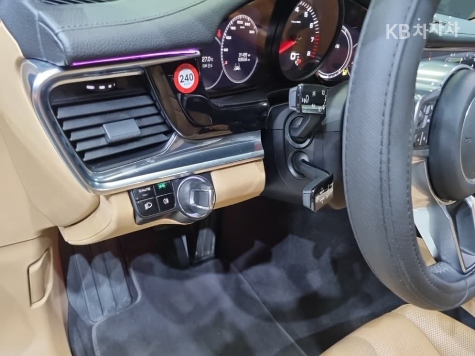 Porsche 파나메라 (971)3.0 4 Standard - 19