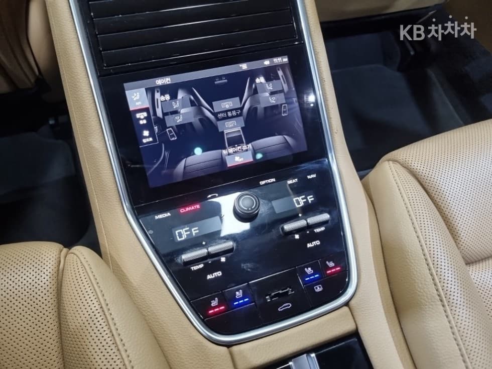 Porsche 파나메라 (971)3.0 4 Standard - 22
