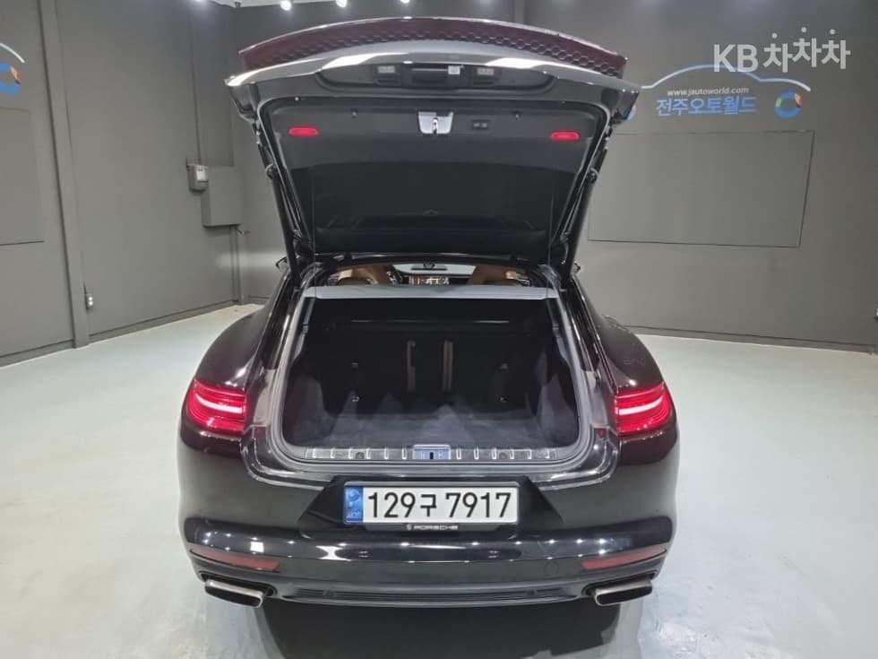 Porsche 파나메라 (971)3.0 4 Standard - 25
