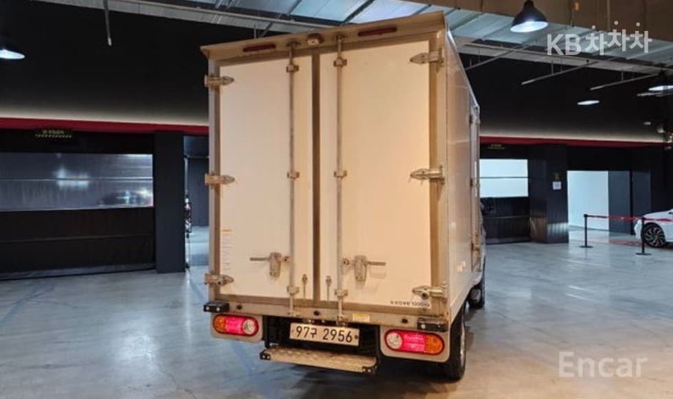 Хюндай Porter 2Удължено междуосие 하이Box Truck Super Cab SUP - 4